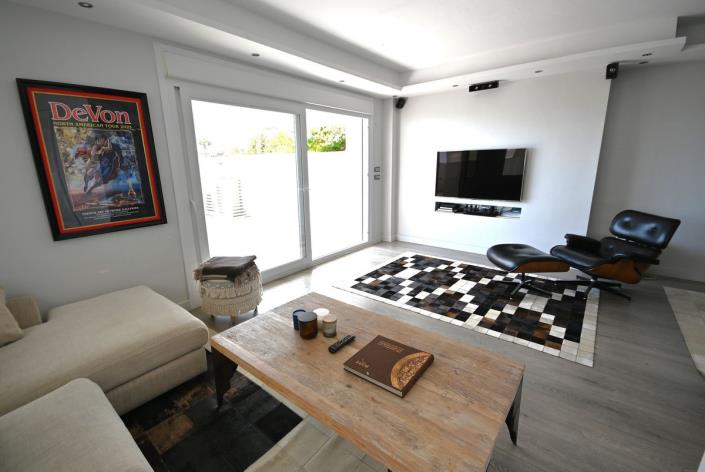 Image No.18-2 Bed Apartment for sale