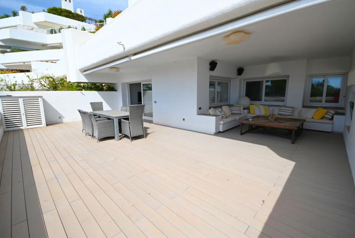 Image No.20-2 Bed Apartment for sale