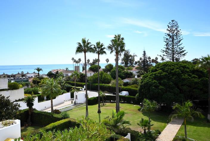 Image No.30-2 Bed Apartment for sale