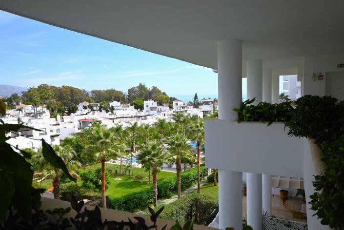 Image No.32-2 Bed Apartment for sale