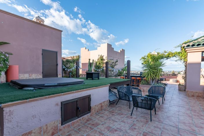 Image No.19-3 Bed Penthouse for sale