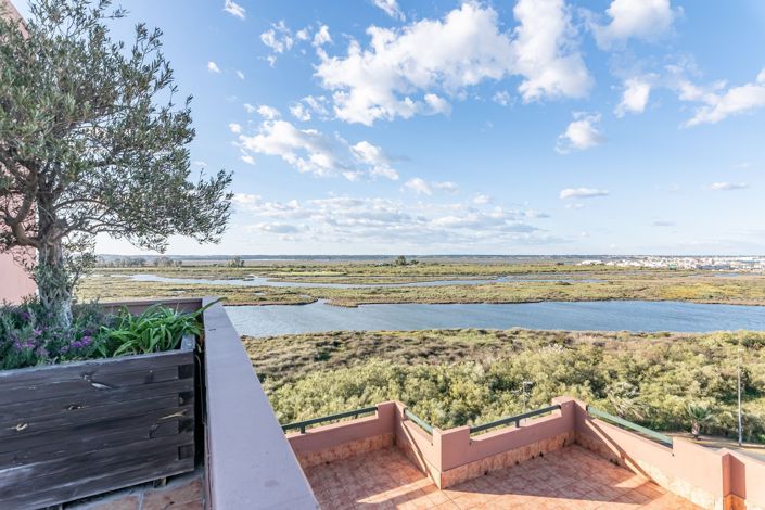 Image No.26-3 Bed Penthouse for sale