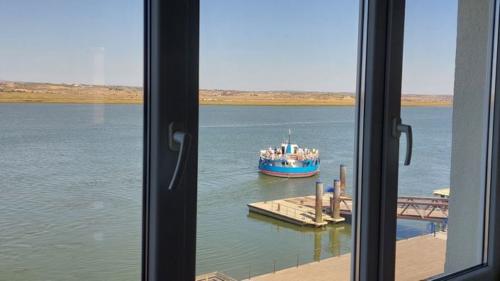 Image No.18-2 Bed Flat for sale