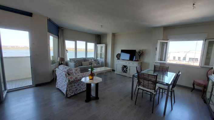 Image No.5-2 Bed Flat for sale