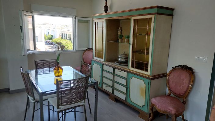 Image No.9-2 Bed Flat for sale