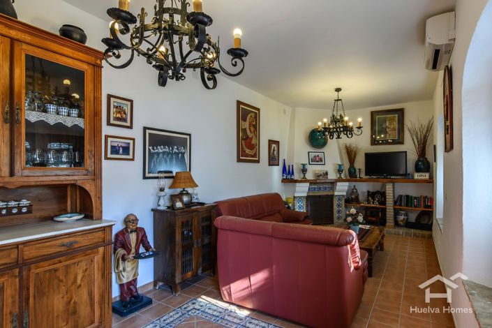 Image No.13-6 Bed Villa for sale