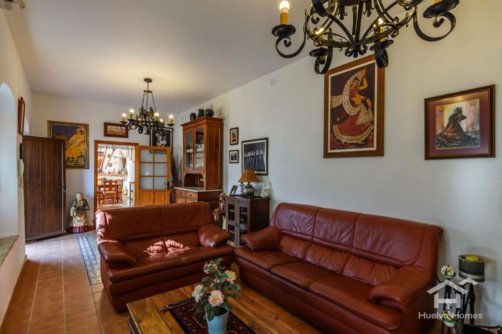 Image No.14-6 Bed Villa for sale