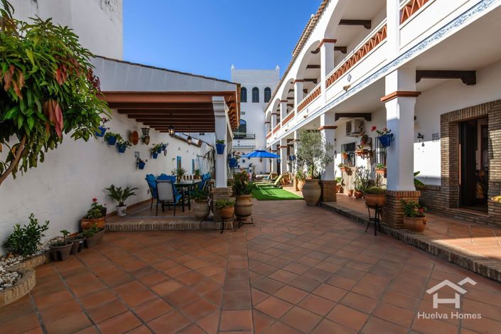 Image No.6-6 Bed Villa for sale