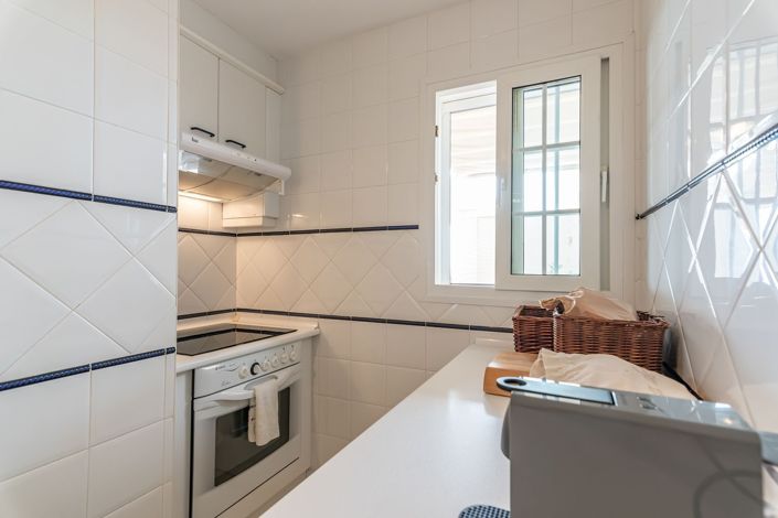 Image No.10-3 Bed Flat for sale