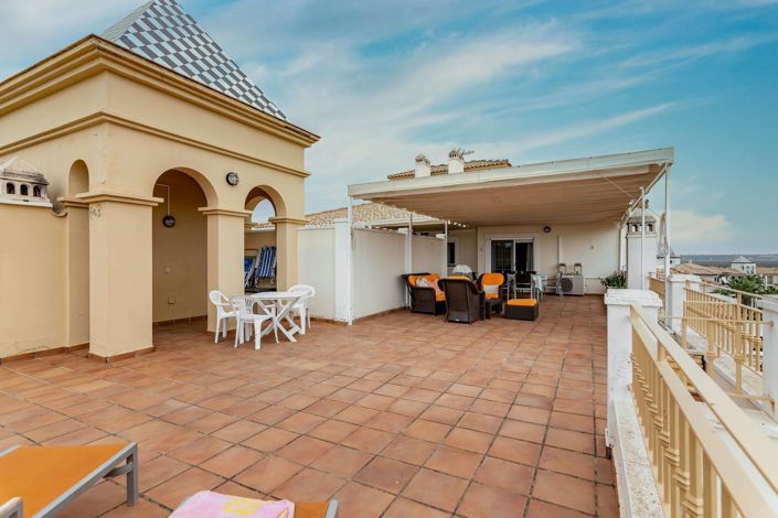 Image No.30-3 Bed Flat for sale