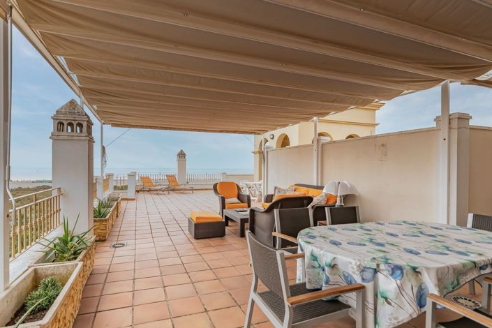 Image No.33-3 Bed Flat for sale