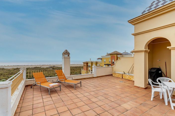 Image No.34-3 Bed Flat for sale