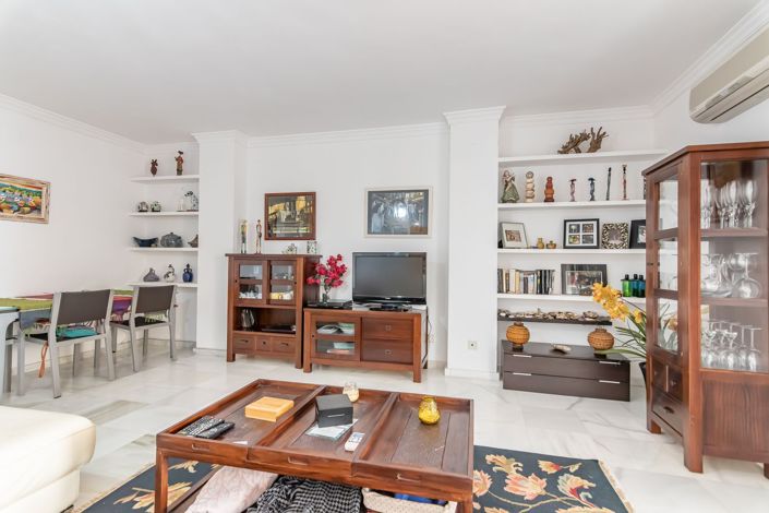 Image No.4-3 Bed Flat for sale