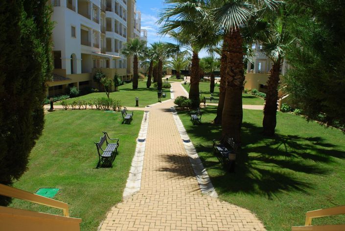 Image No.42-3 Bed Flat for sale