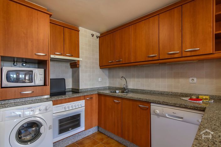 Image No.12-2 Bed Flat for sale