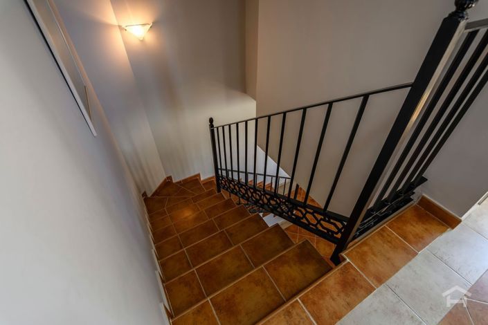 Image No.16-2 Bed Flat for sale