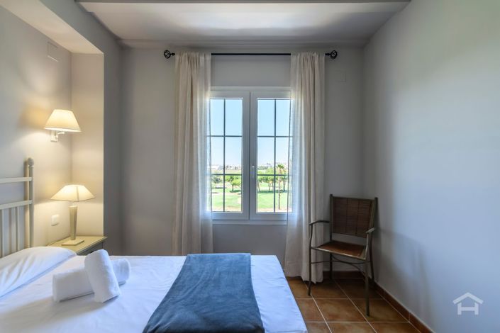 Image No.19-2 Bed Flat for sale