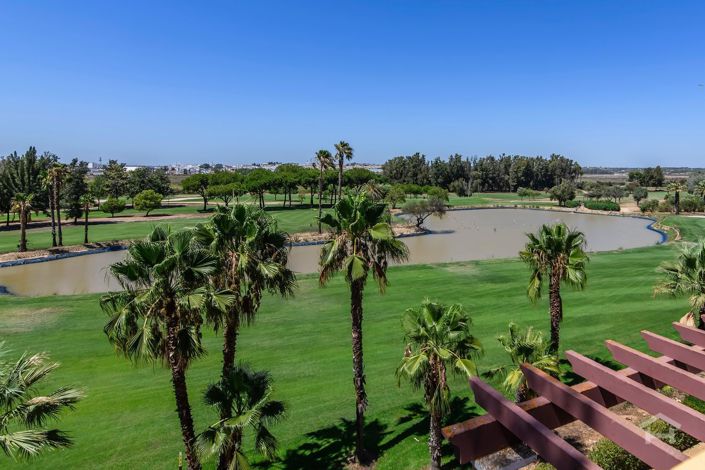 Image No.8-2 Bed Flat for sale