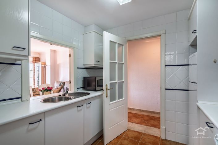 Image No.10-2 Bed Flat for sale