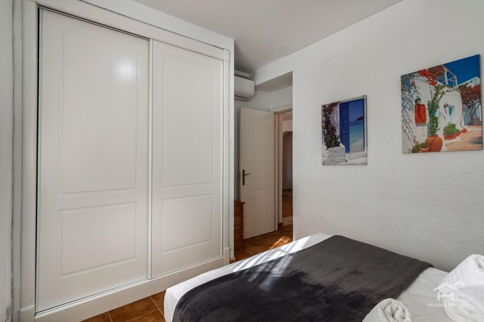 Image No.14-2 Bed Flat for sale