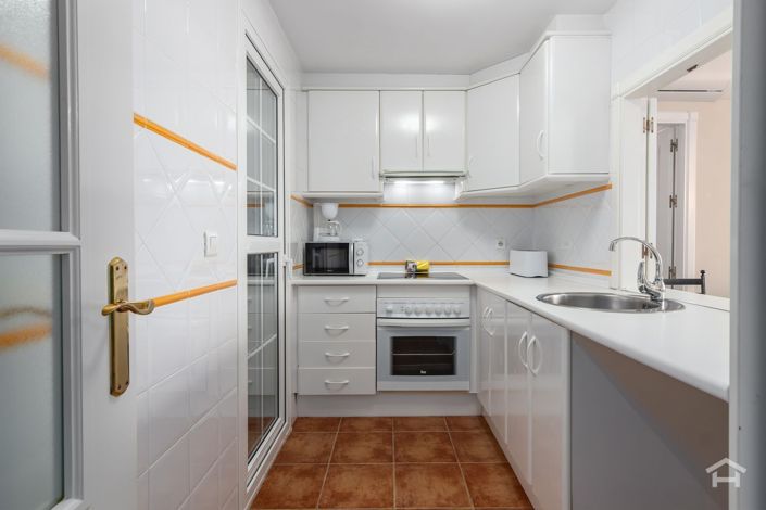 Image No.12-2 Bed Apartment for sale