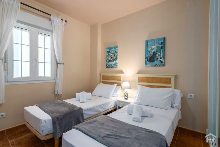 Image No.17-2 Bed Apartment for sale