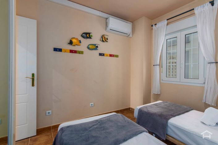 Image No.19-2 Bed Apartment for sale