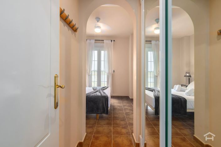 Image No.21-2 Bed Apartment for sale