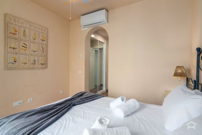 Image No.25-2 Bed Apartment for sale