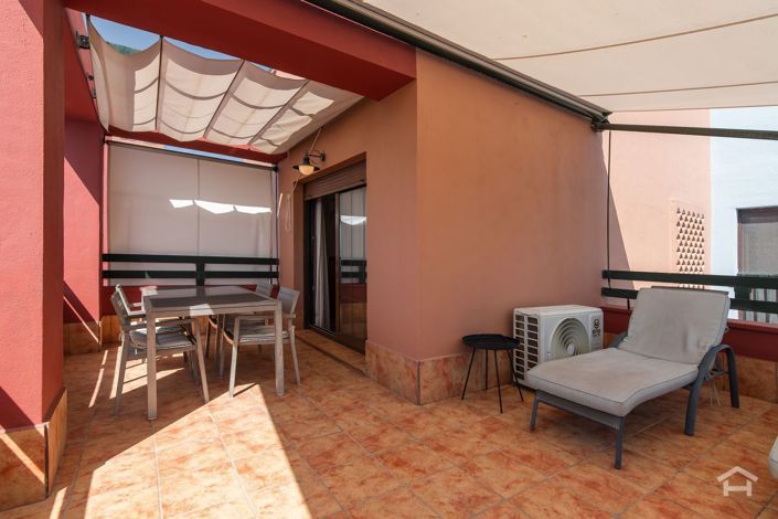 Image No.11-2 Bed Flat for sale