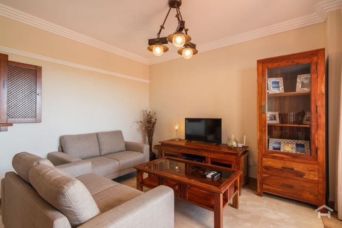 Image No.18-2 Bed Flat for sale