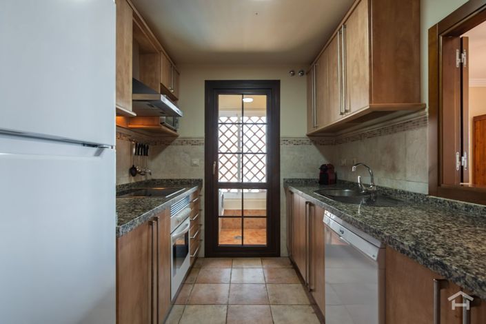 Image No.22-2 Bed Flat for sale