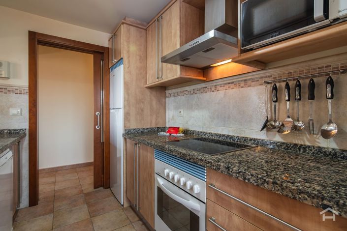 Image No.25-2 Bed Flat for sale