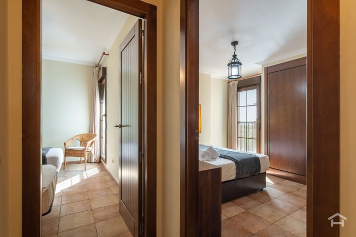 Image No.27-2 Bed Flat for sale