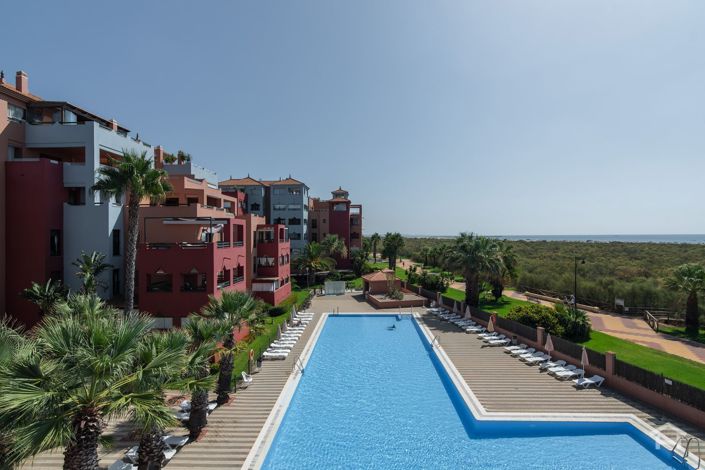 Image No.4-2 Bed Flat for sale