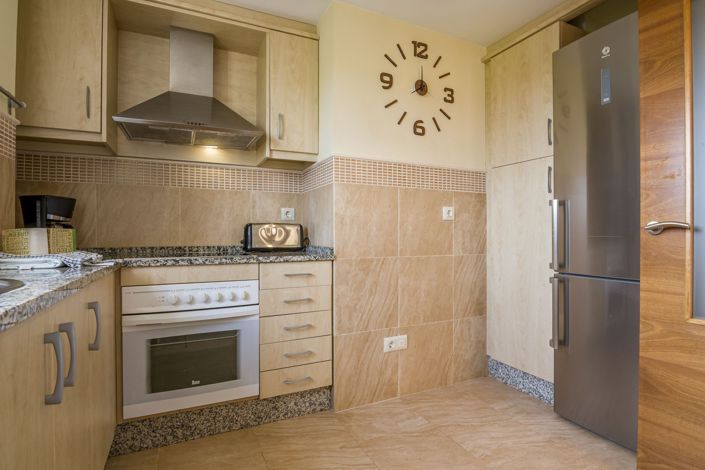 Image No.13-3 Bed Flat for sale