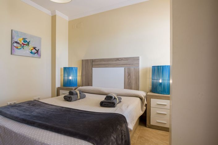 Image No.22-3 Bed Flat for sale