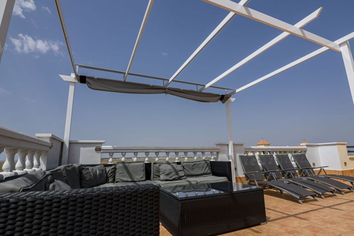 Image No.33-3 Bed Flat for sale