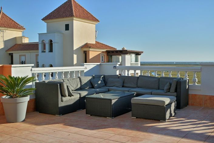 Image No.37-3 Bed Flat for sale