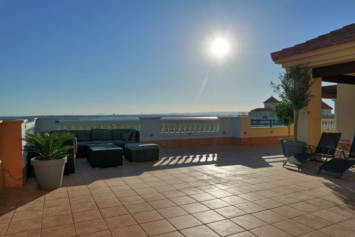 Image No.40-3 Bed Flat for sale