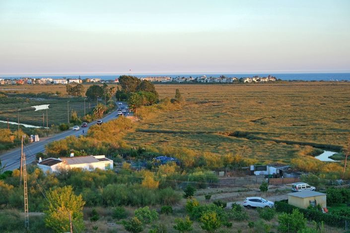 Image No.48-3 Bed Flat for sale