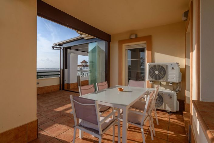 Image No.5-3 Bed Flat for sale