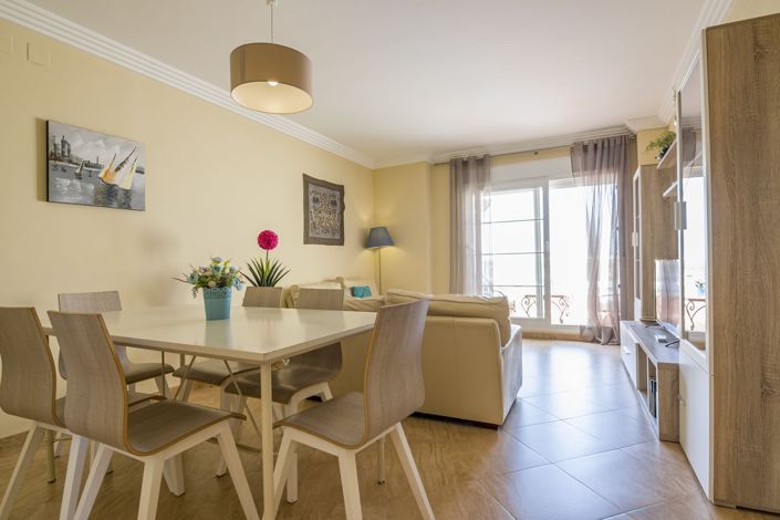 Image No.7-3 Bed Flat for sale