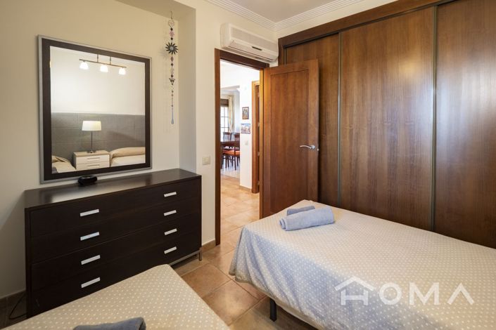 Image No.20-2 Bed Flat for sale