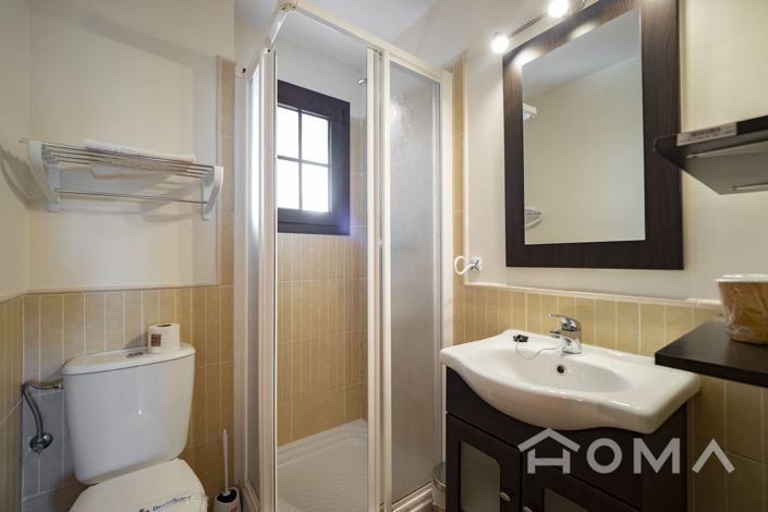 Image No.23-2 Bed Flat for sale