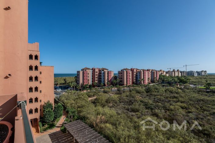 Image No.30-2 Bed Flat for sale