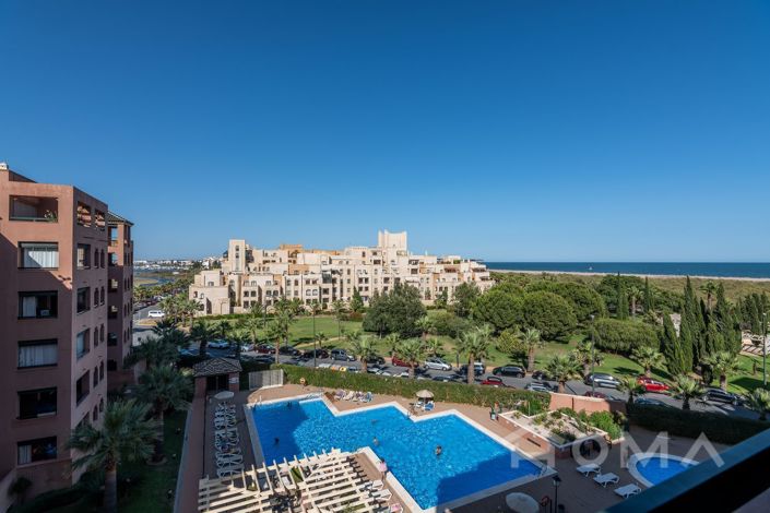 Image No.40-2 Bed Flat for sale