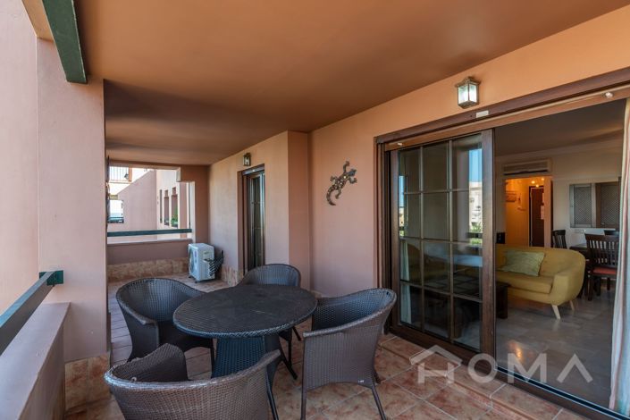 Image No.8-2 Bed Flat for sale