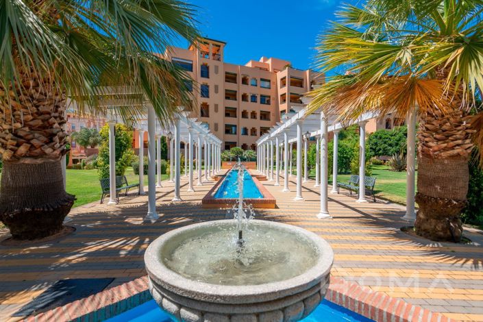 Image No.29-3 Bed Flat for sale