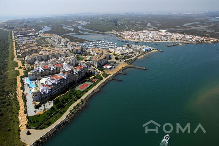 Image No.34-3 Bed Flat for sale